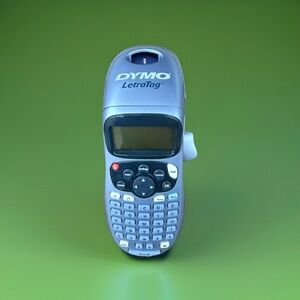 DYMO Portable Printer Handheld Label Maker Black Silver Letratag 100H+ Excellent